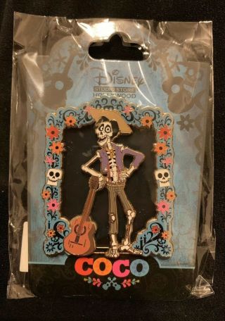 Disney Dsf Dssh Pixar Coco - Hector Stained Glass Guitar Le 300 Pin