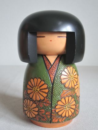 17.  5cm (6.  9 ") Japanese Sosaku Kokeshi Doll : Signed Ri