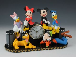 Walt Disney Mickey Mouse Minnie Donald Daisy Pluto Goofy Rolls Of Film Clock Edd