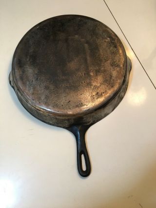 VINTAGE UNBRANDED 12 A - 14 INCH CAST IRON SKILLET - - FRYING PAN 2