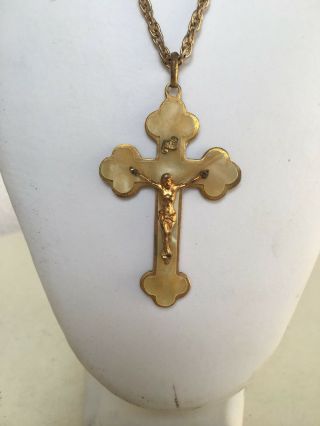 Vintage Golden Metal Shell Cruifix Cross Jesus Christ Figure 24”