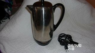 Vintage Farberware 2 - 12 Cup Percolator Coffee Pot Maker Model No.  142b/excellent