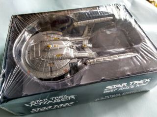 Star Trek Nx - 01 Enterprise 13cm Diecast - Plastic Space Model (tv Series 2001)