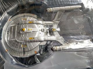 Star Trek NX - 01 Enterprise 13cm diecast - plastic space model (TV series 2001) 4