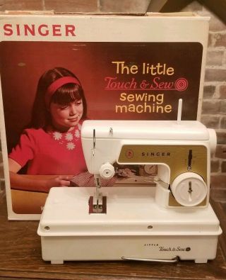 Vintage Singer The Little Touch & Sew Sewing Machine Model 67 A 23 W/box 1966