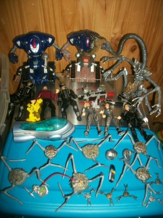 1997 Vintage Lost In Space Action Figures & Robot,  Alians,  Weapons And More