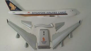 1:200 Aero Le Plane / Lysia B747 - 400f Singapore Airlines Cargo Corporate Release