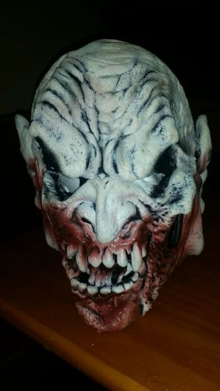 Vampire Zombie Monster Halloween Mask Costume 2000 Don Post Studio Nwot