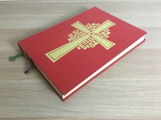 ROMAN MISSAL IN LATIN & ENGLISH FOR HOLY WEEK & EASTER,  1966 3