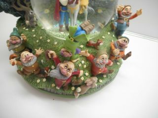 2006 DISNEY SNOW WHITE Happily Ever After SNOW GLOBE Seven Dwarfs,  Prince,  Horse 2