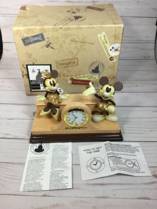 Walt Disney World Mickey And Minnie Mouse Figure Mantle Clock - Over 2lbs