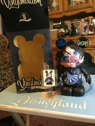Rare Disney Vinylmation 9 " Disneyland 