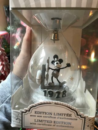 Disneyland Paris Mickey ' s 90th World ' s Biggest Mouse Party Steamboat Ornament LE 2