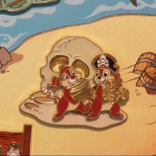 Disney Dlr Pirates Of Caribbean Golden Mickey Icon Set Chip N Dale Le 1500 Pin