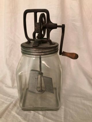 Vintage,  Unbranded,  Hand Crank Butter Churn 4 Qt.  Glass Jar With Metal Paddles