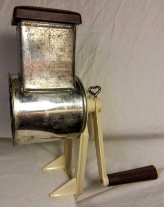 Vtg Germany Cast Iron Spice Nut Grinder Cheese Grater Heart Screw Hand Crank