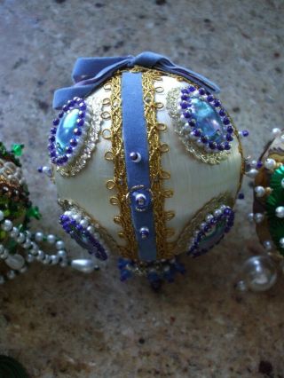 Vintage Christmas Tree Ornaments Sequin Pearls Silk Gold Trim Handmade Kit Set 4 5