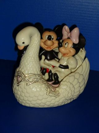 Lenox Disney " Romance Under The Stars With Mickey " Mickey/minnie On Swan
