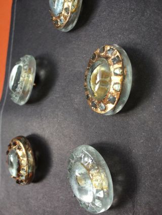 Lionel Nichols Unique Vintage Buttons 1940s - 1960s Group of 5 3