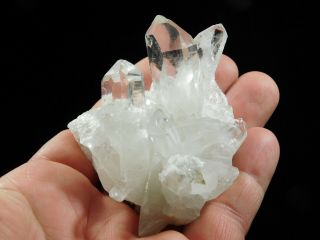 FIVE Points On This Very Translucent Quartz Crystal Cluster From Brazil 129gr e 3
