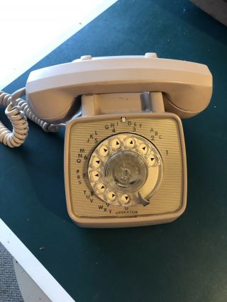 Vintage 1978 Rotary Dial Automatic Beige Desk Phone - -