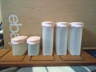 5 Tupperware Modular Mates Pink Salt Pepper Shakers 1846 1843 W/ Pink Lids Vbns