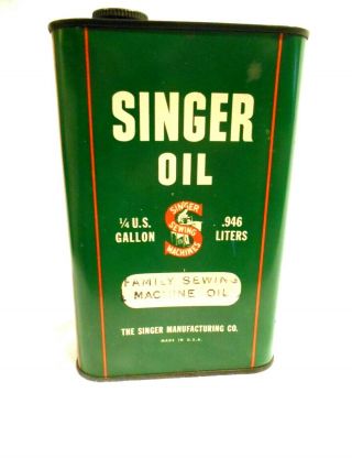 Vintage Singer 1/4 Gal Family Sewing Machine Oil Tin