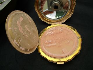 Vintage Stratton England Mirror Compact Some Powder 18th C Figures Wear 4
