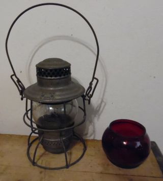 Antique Adams And Westlake Co.  Railroad Lantern Dated 1921 - 1923 W/ Spare Globe