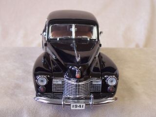 1941 Cadillac Fleetwood - Black - Franklin - 1:24 Scale 4