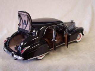 1941 Cadillac Fleetwood - Black - Franklin - 1:24 Scale 6