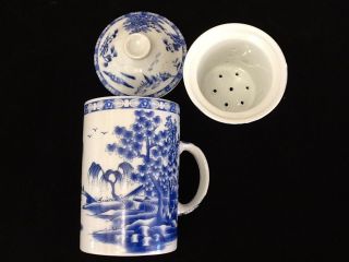Chinese Porcelain Tea Cup Handled Infuser Strainer Lid 10 Oz Blue Scenery Gift