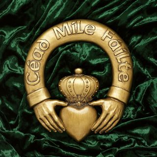 Cead Mile Failte One Hundred Thousand Welcomes Irish Heritage Claddagh Plaque