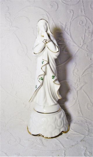 2001 Roman Inc.  Porcelain Madonna W/ Shamrocks Music Box Figurine 9 " Ave Maria