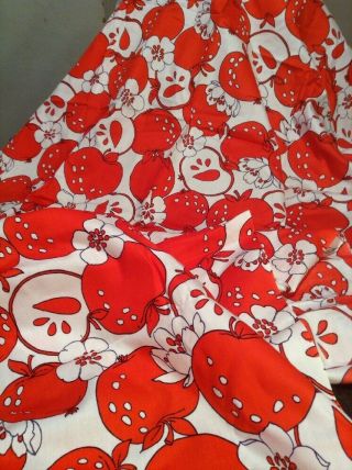 Vintage Candy Apple Red And White Flower Retro Hippie Fabric 4 1/2 Yards 34 Wide 4