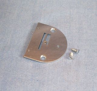 Singer Sewing Machine 221 Featherweight Needle Throat Plate & Screws