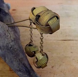 Victorian/edwardian Hat Pins In Gold Tone Metal With Dangles.