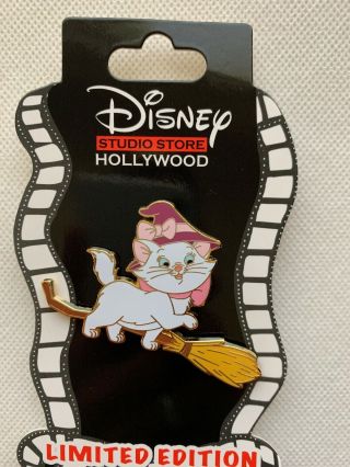 Disney Dssh Dsf Marie Cats On Broom Halloween Aristocats Le 300 Pin