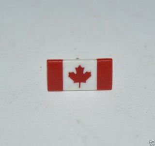 Wow Vintage Hard Plastic Small Canada Flag Maple Leaf Hat Lapel Pin Rare