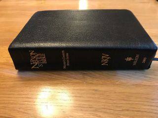 The Nelson Study Bible Nkjv With Nelsons Complete Study System 1997