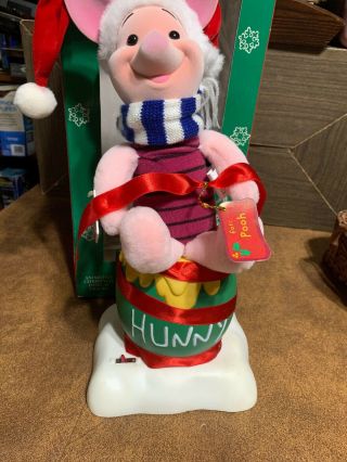 Telco Motion - ettes Disney Holiday Pooh Animated Piglet Sitting on Hunny Pot 1998 2