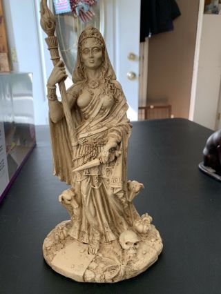 Hecate Statue - Neutral Finish