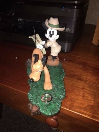1999 Disneyana Convention,  Mickey Mouse And Pluto Figurine With Compass Le 2200