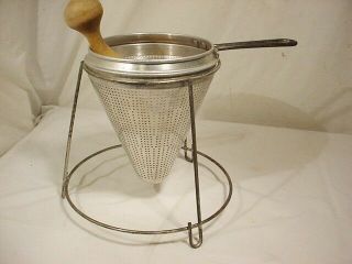 Vtg Mirro Aluminum Food Mill Canning Strainer Sieve Saucer Stand Wood Pestle