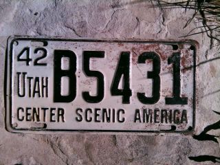 1942 Utah Passenger License Plate