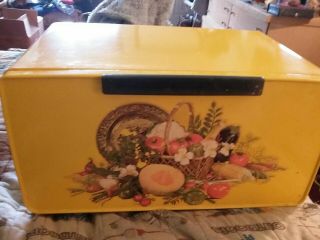 Vintage Metal Lincoln Beauty Ware Bread Box Yellow Beautyware Mid - Century
