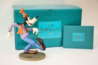 Wdcc Disney Moving Day Goofy " Oh,  The World Owes Me A Livin " W/ Box &