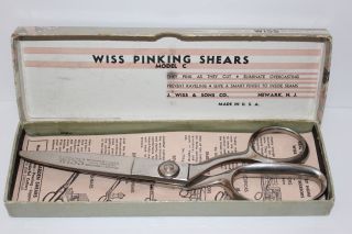 Wiss Dressmaker / Tailor Pinking Shears Scissors - Quality.  9 