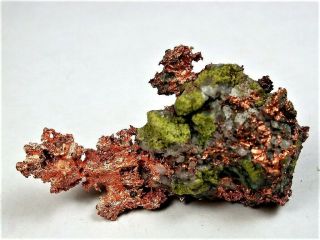Minerals : Bright Native Copper With Some Light Green Epidote From Michigan