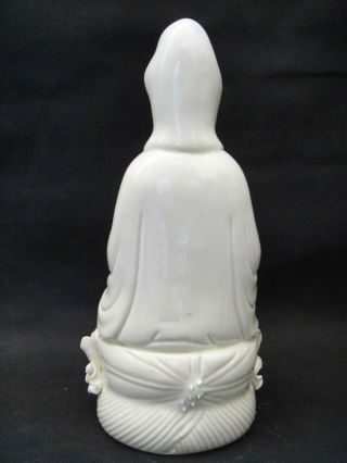26.  cm / China dehua white porcelain goddess guanyin bodhisattva. 2